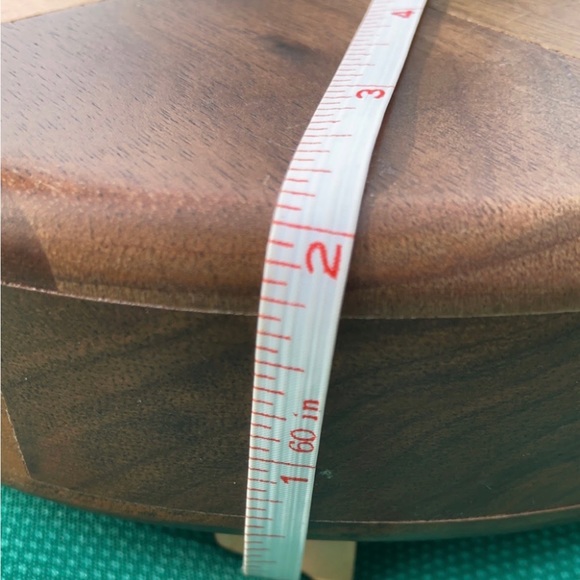 Heart Shaped Ring puzzle Box. Beautiful bow detail on the top of the box. - Picture 7 of 7